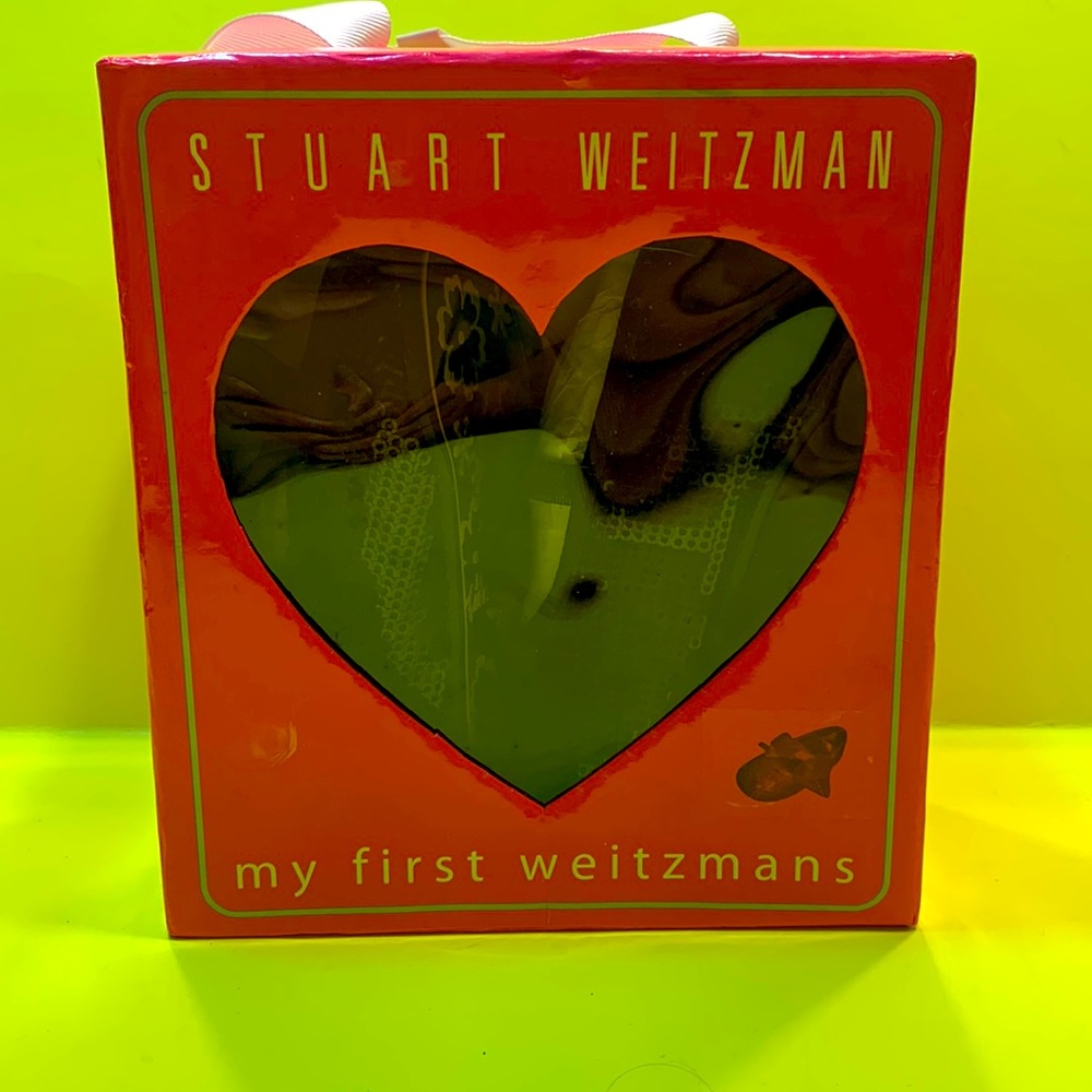 Weitzman baby shoes black.
